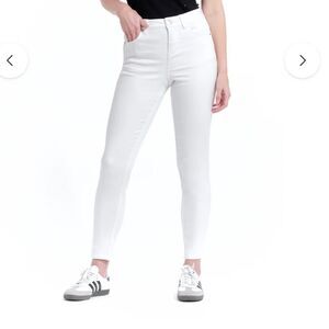 1822 Denim White Skinny Jeans